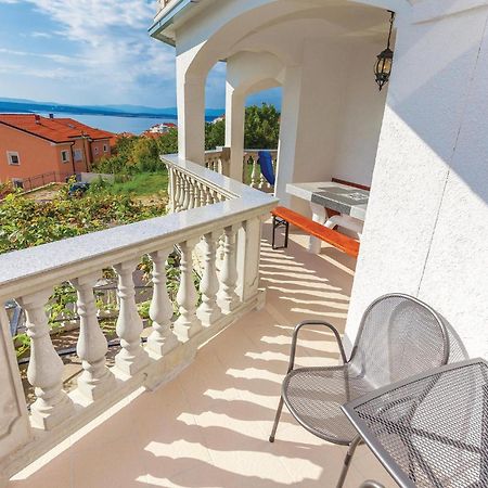 Nice Apartment In Crikvenica With Kitchen Luaran gambar
